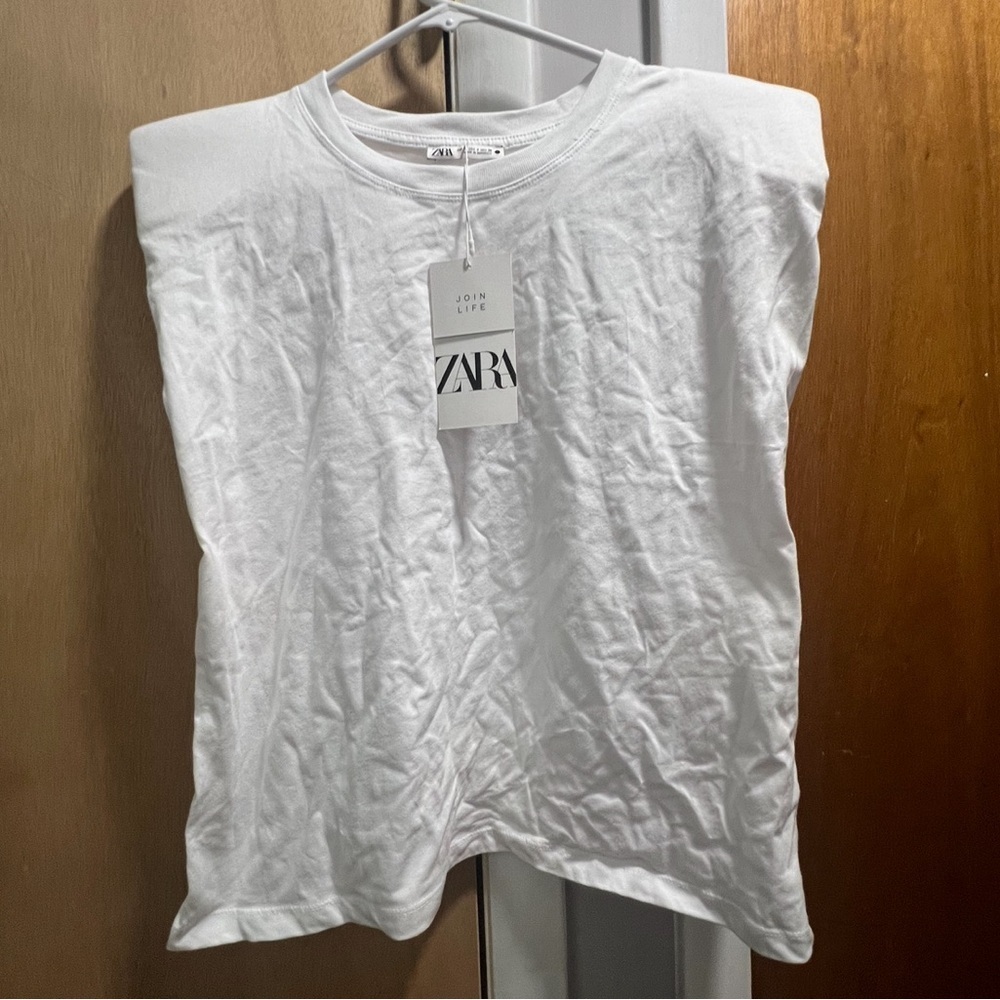 Zara (Wrinkled but Mint Condition) w/ Tags